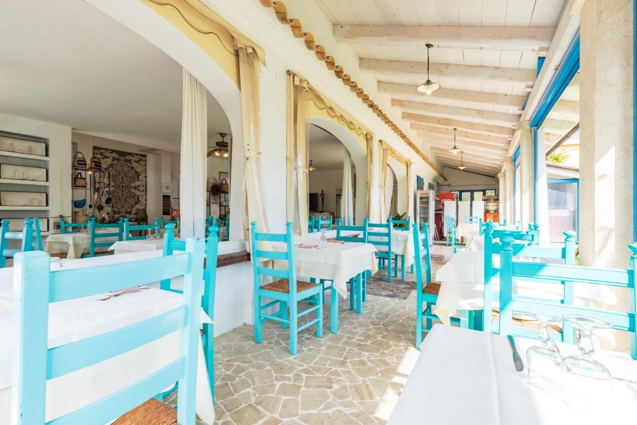 Hotel S'Ortale Con Parcheggio Interno E Ristorante All'Aperto โอโรเซย ภายนอก รูปภาพ