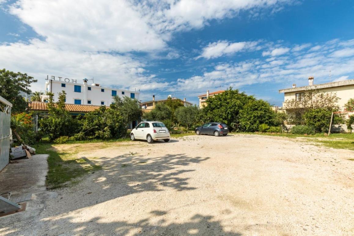 Hotel S'Ortale Con Parcheggio Interno E Ristorante All'Aperto โอโรเซย ภายนอก รูปภาพ