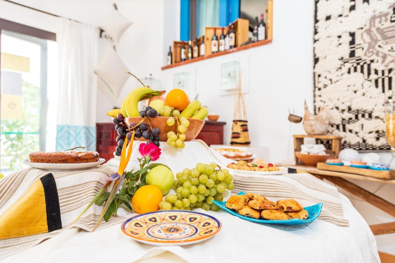Hotel S'Ortale Con Parcheggio Interno E Ristorante All'Aperto โอโรเซย ภายนอก รูปภาพ